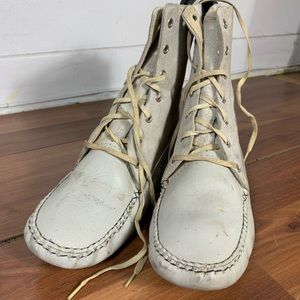 Unisex moccasins